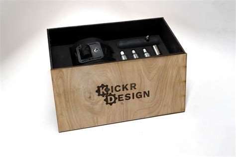 Kickr Design .